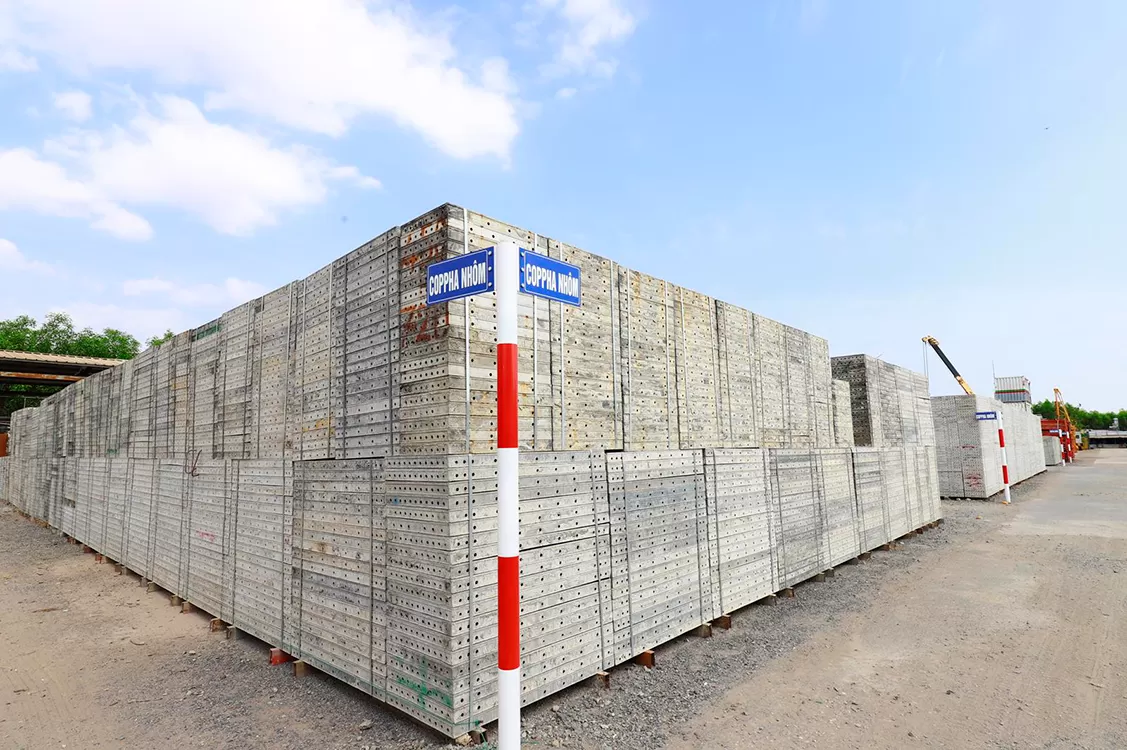 Cho thuê thiết bị