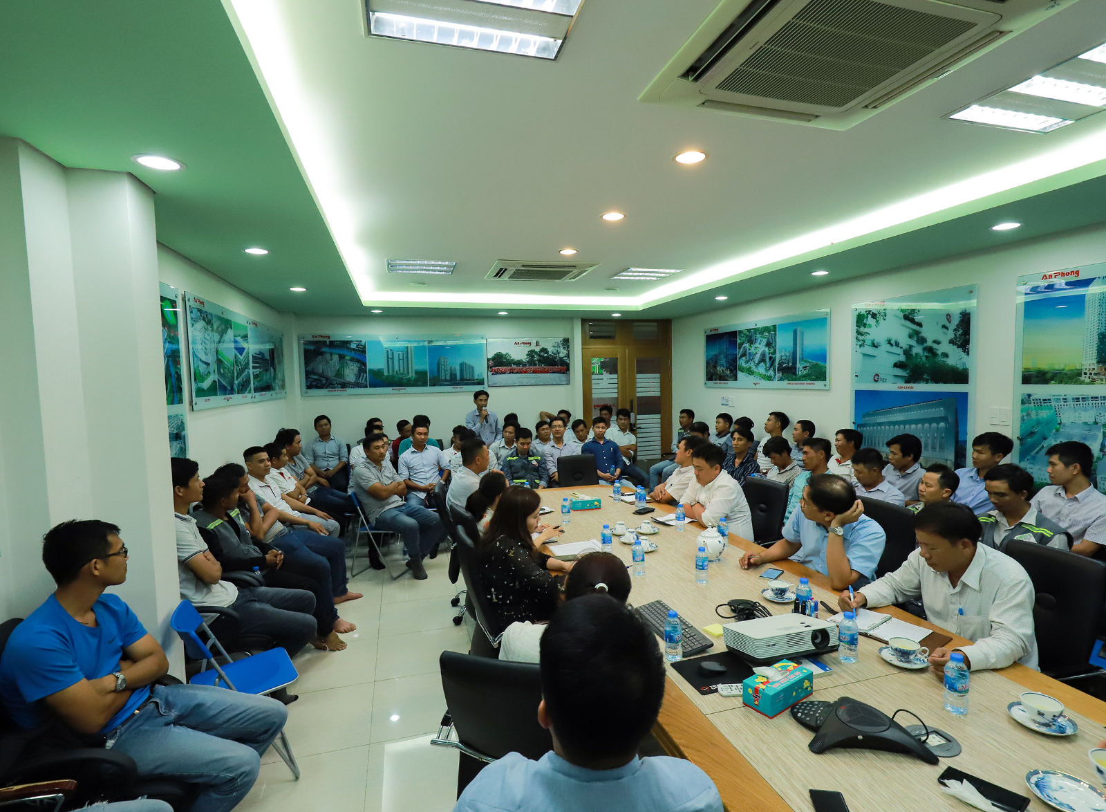 An Phong tổ chức chương trình gặp gỡ giao lưu giữa Ban Tổng Giám Đốc và kỹ sư hiện trường. 1